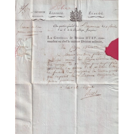 FRANCHISE MANUSCRIT LE GENERAL CMDT LA 11E DIV MILITAIRE BAYONNE BASSES PYRENEES 1798 SIGNE LE GENERAL HUET POUR PARIS